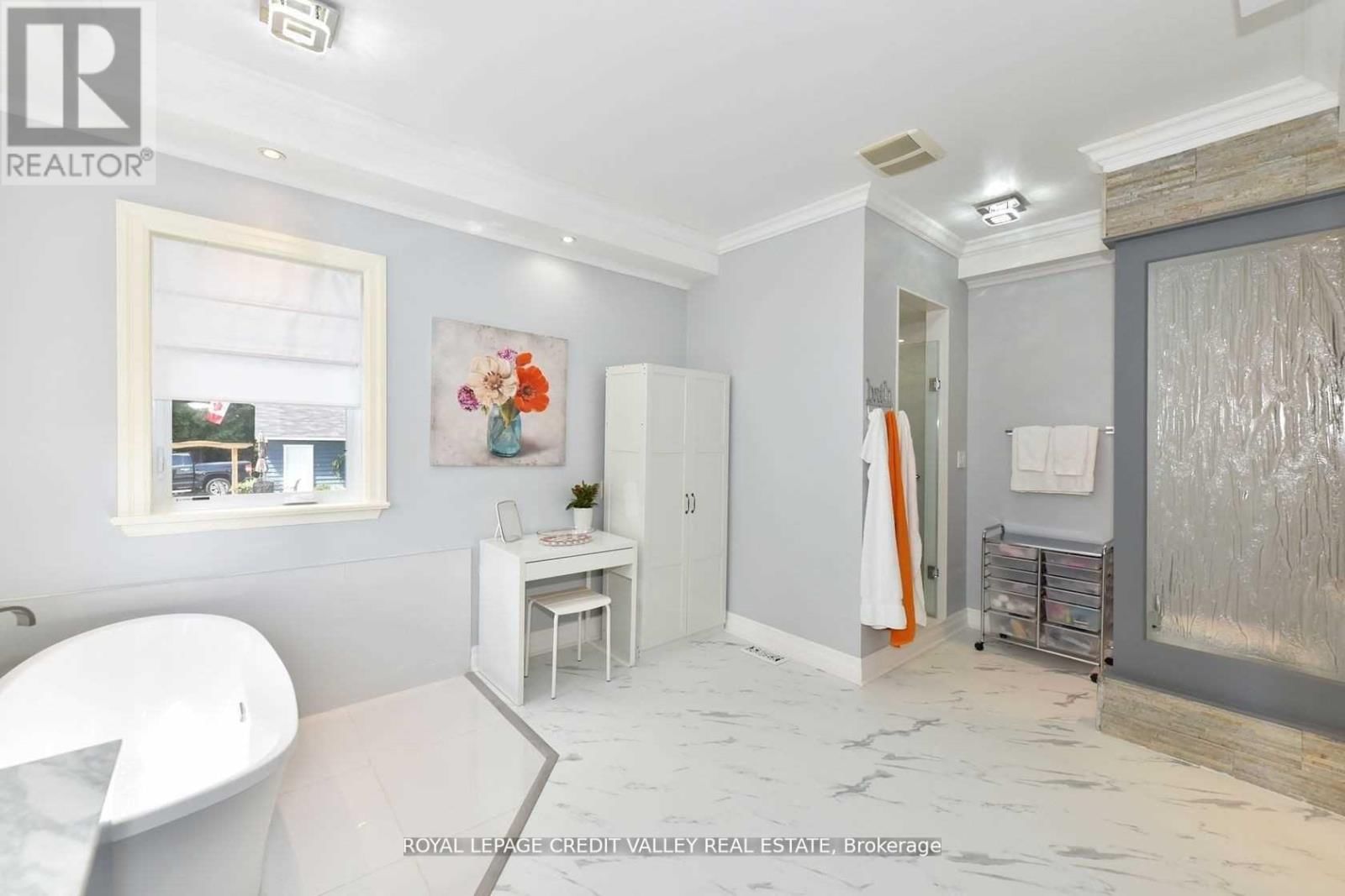 15795 WINSTON CHURCHILL BOULEVARD Image 25