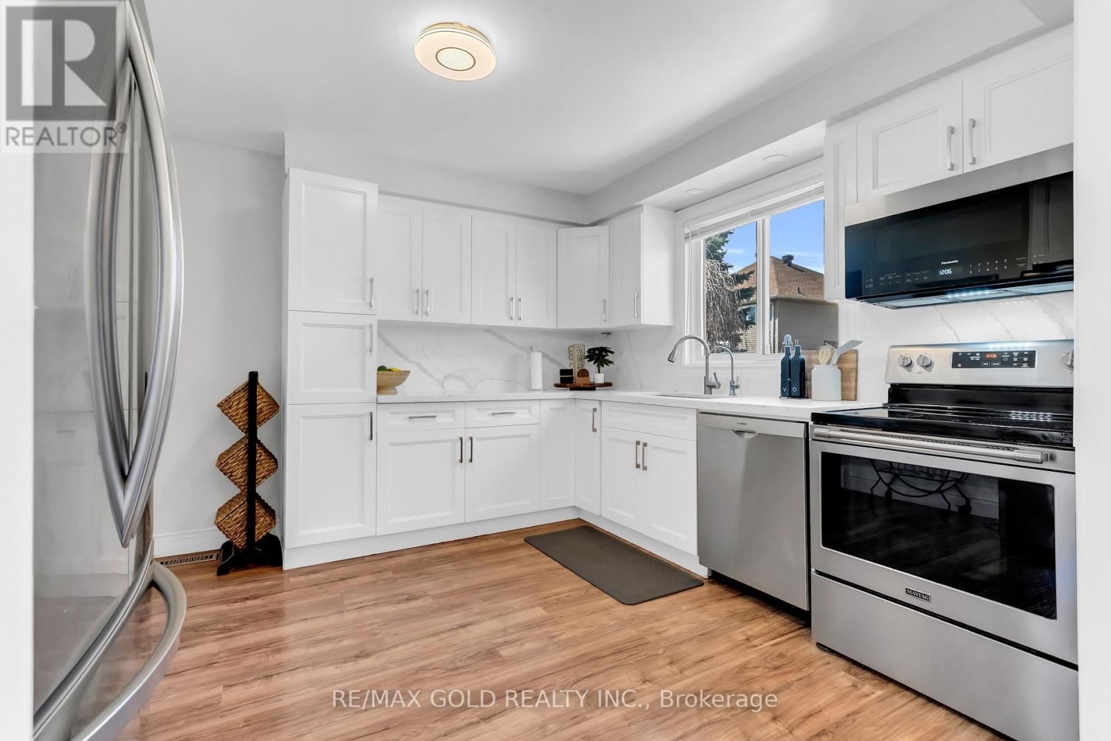 522 ROSEHEATH DRIVE Image 13