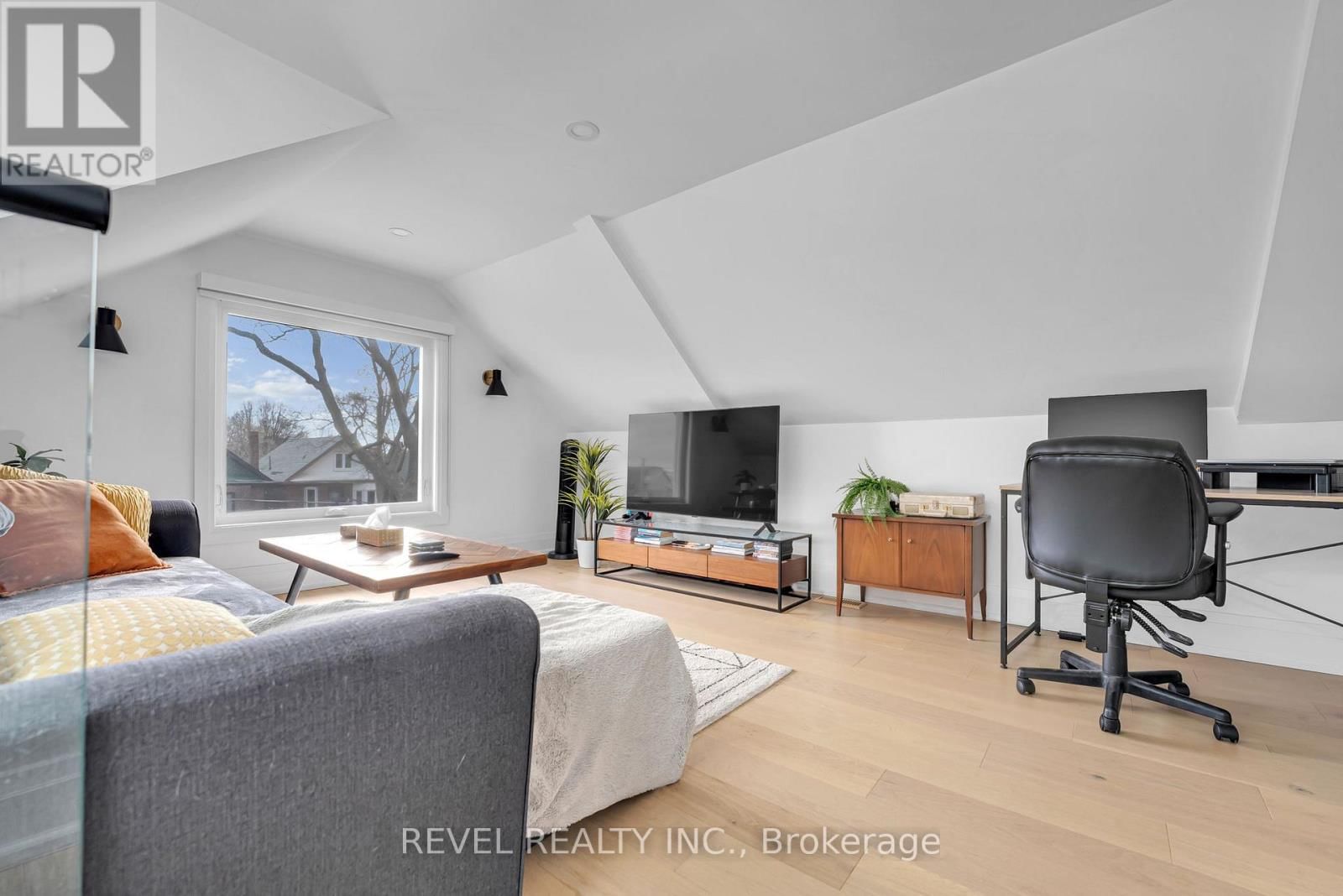 36 HUMBERSIDE AVENUE Image 19