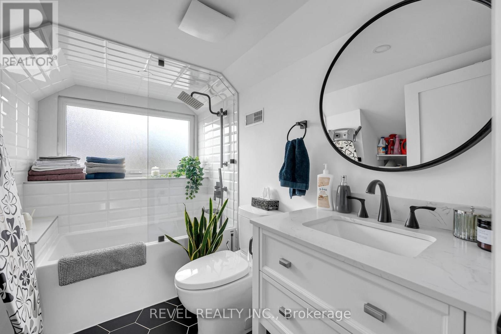 36 HUMBERSIDE AVENUE Image 21