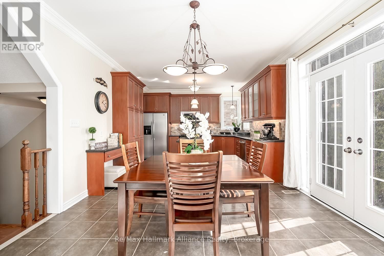 2489 WHISTLING SPRINGS CRESCENT Image 13