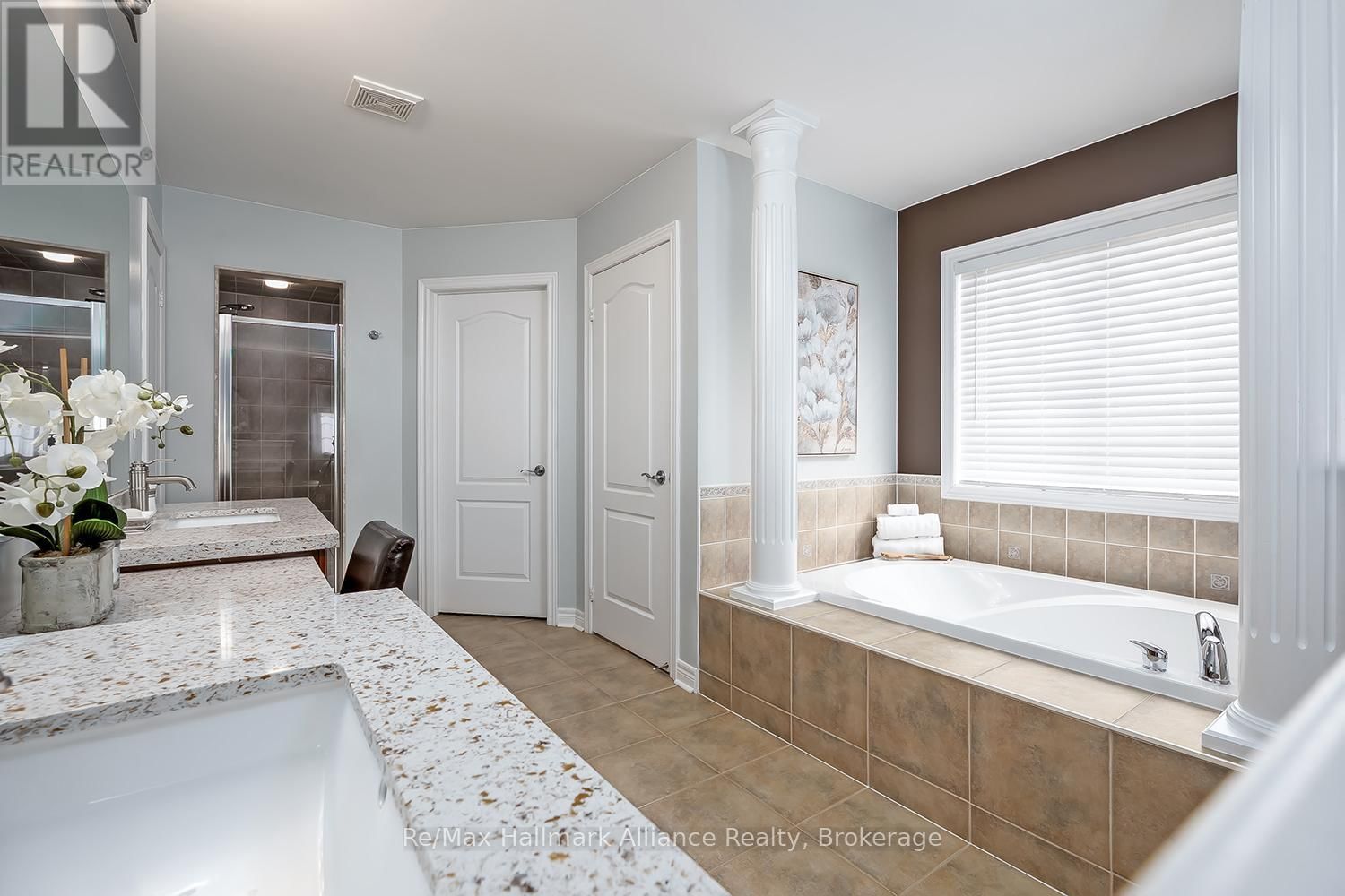 2489 WHISTLING SPRINGS CRESCENT Image 25