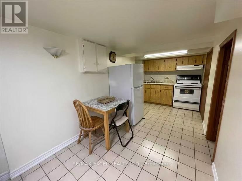 576 GLADSTONE AVENUE Image 36