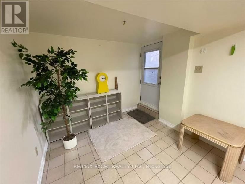 576 GLADSTONE AVENUE Image 38