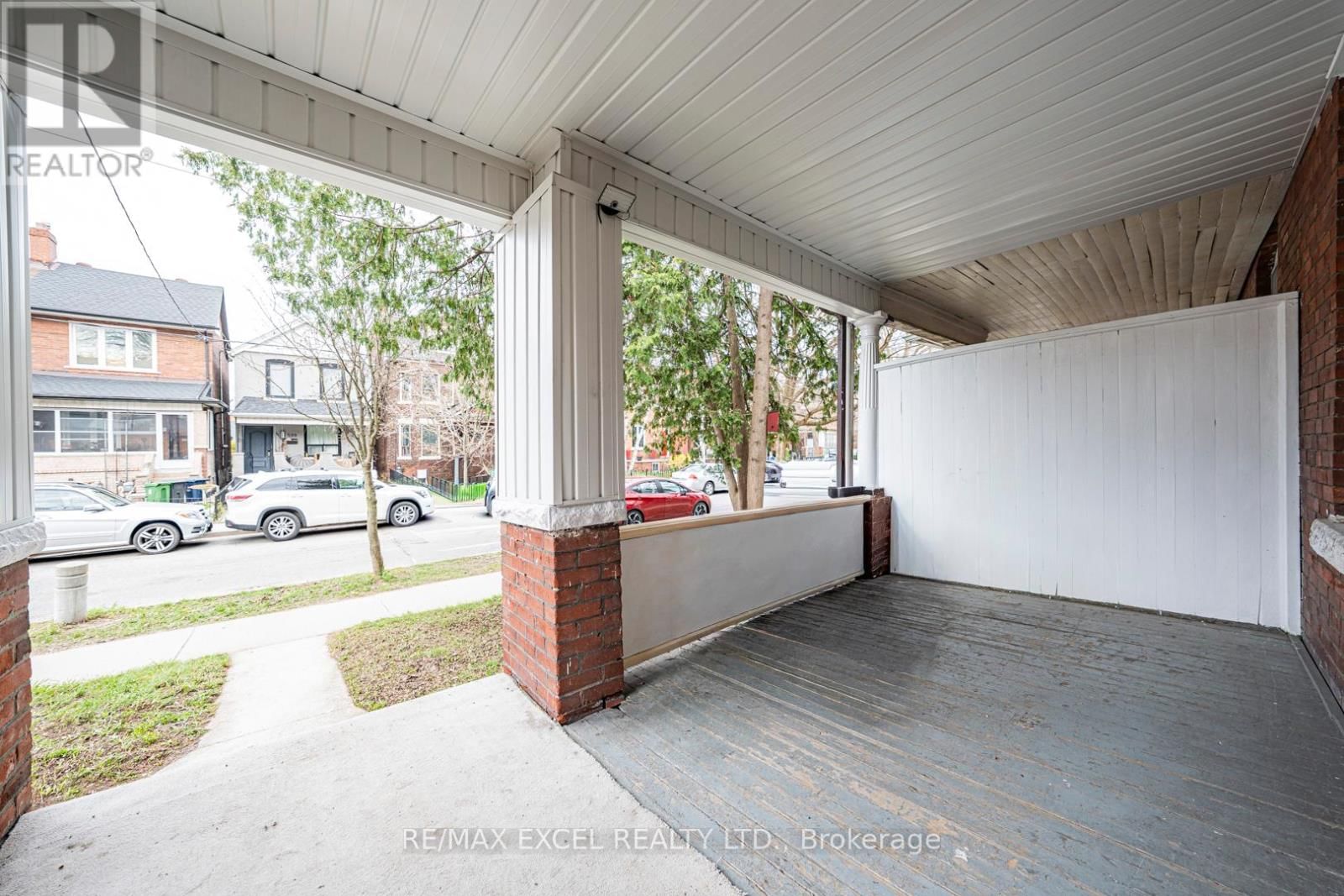 576 GLADSTONE AVENUE Image 9