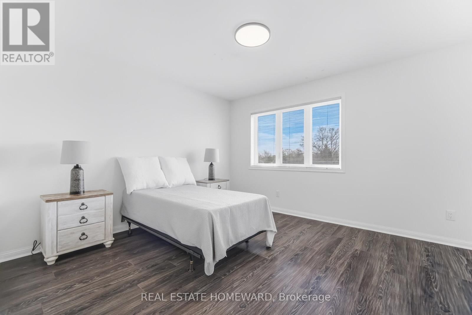 2 - 59 MCLAUGHLIN ROAD NORTH Image 19