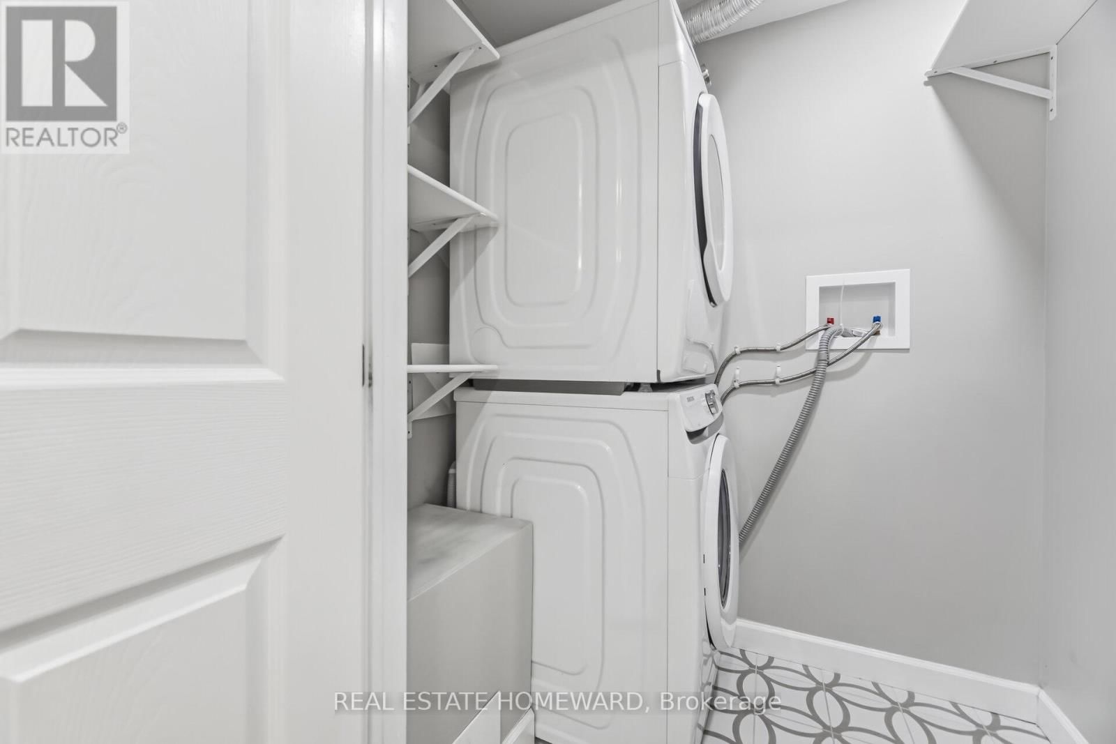 2 - 59 MCLAUGHLIN ROAD NORTH Image 27