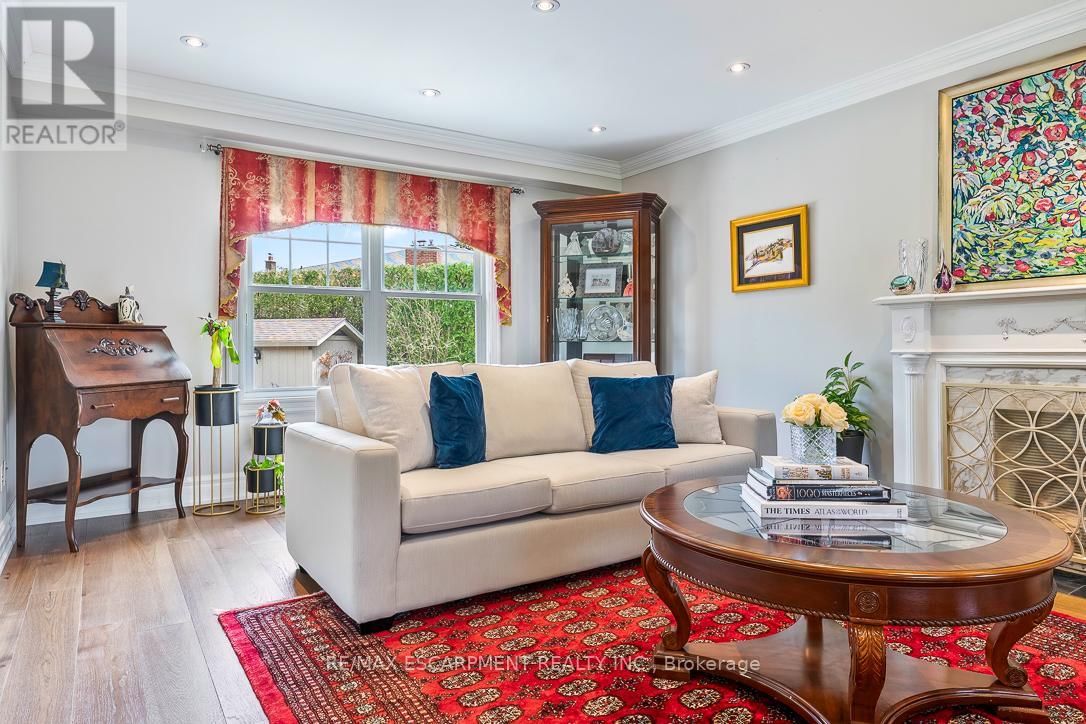 996 CRESTHAMPTON LANE Image 19