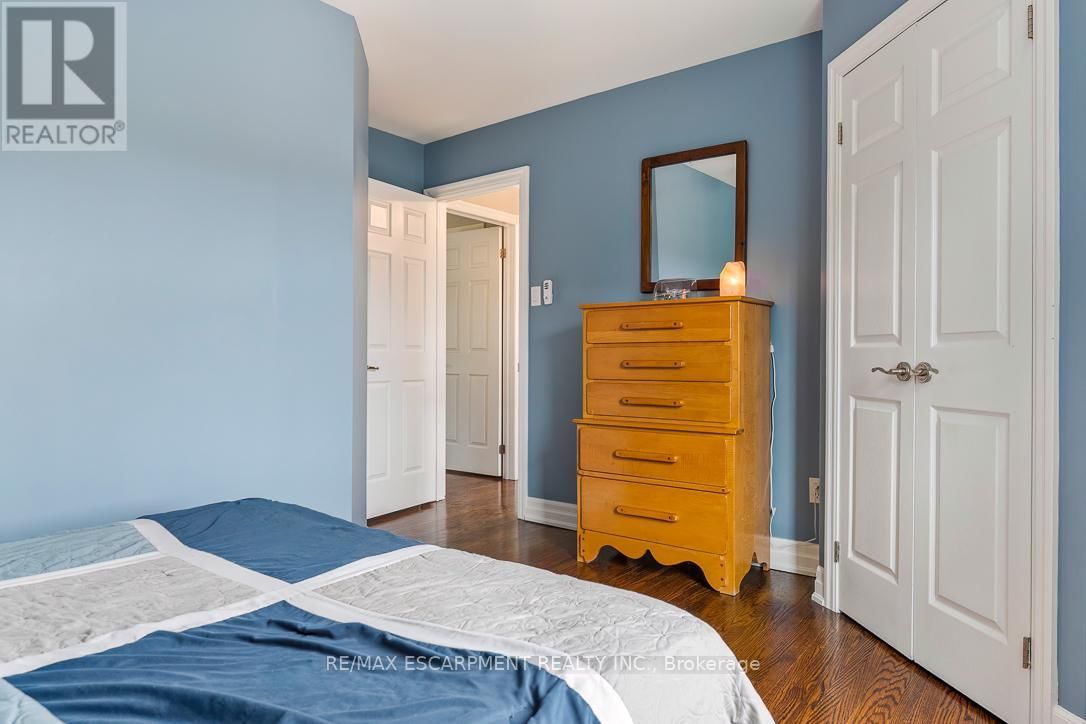 996 CRESTHAMPTON LANE Image 29