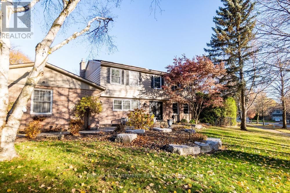 996 CRESTHAMPTON LANE Image 4