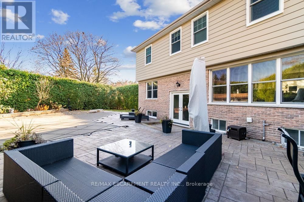 996 CRESTHAMPTON LANE Image 48