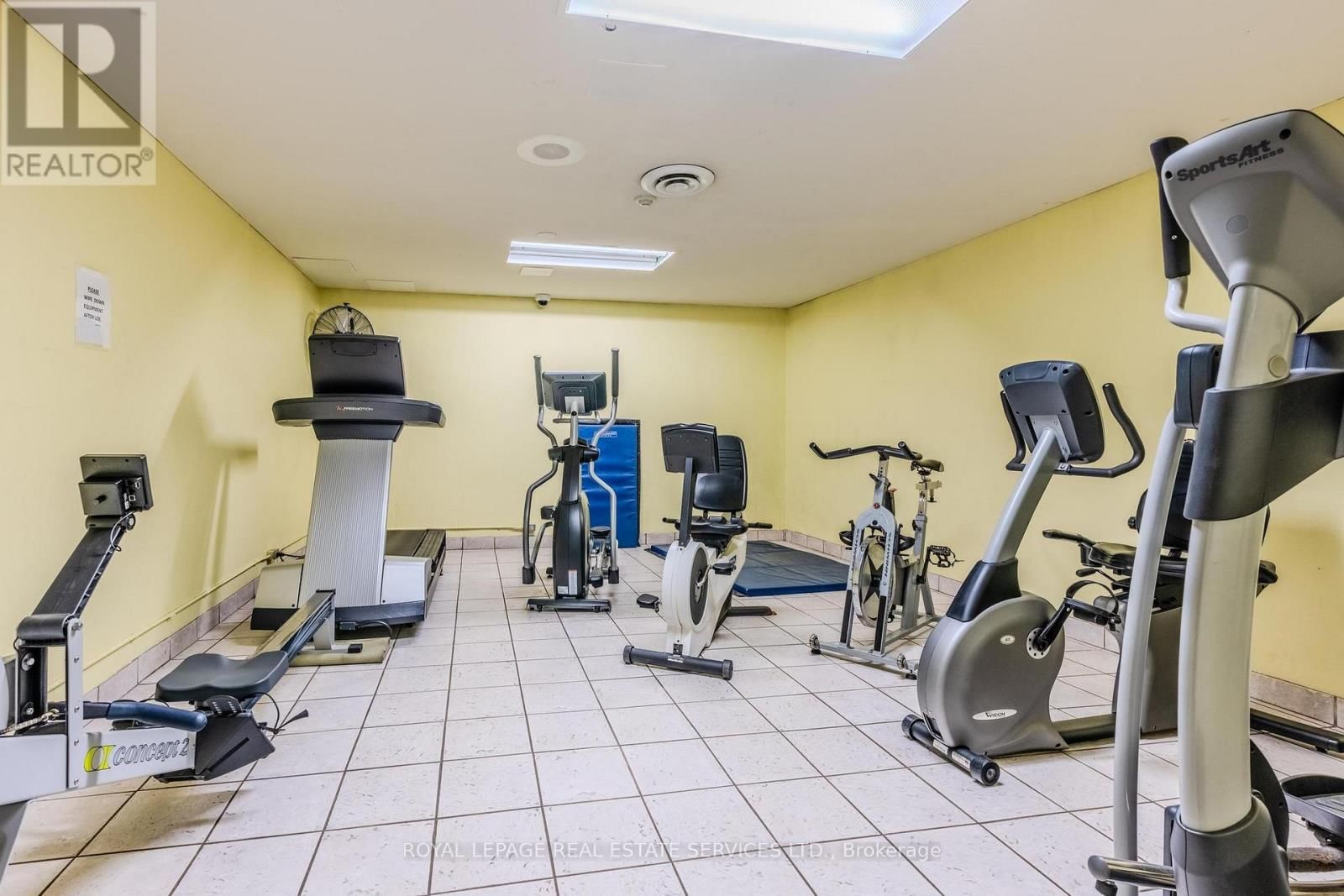 15 - 1020 WALDEN CIRCLE Image 11