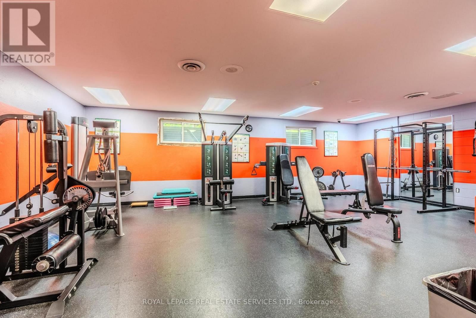 15 - 1020 WALDEN CIRCLE Image 12