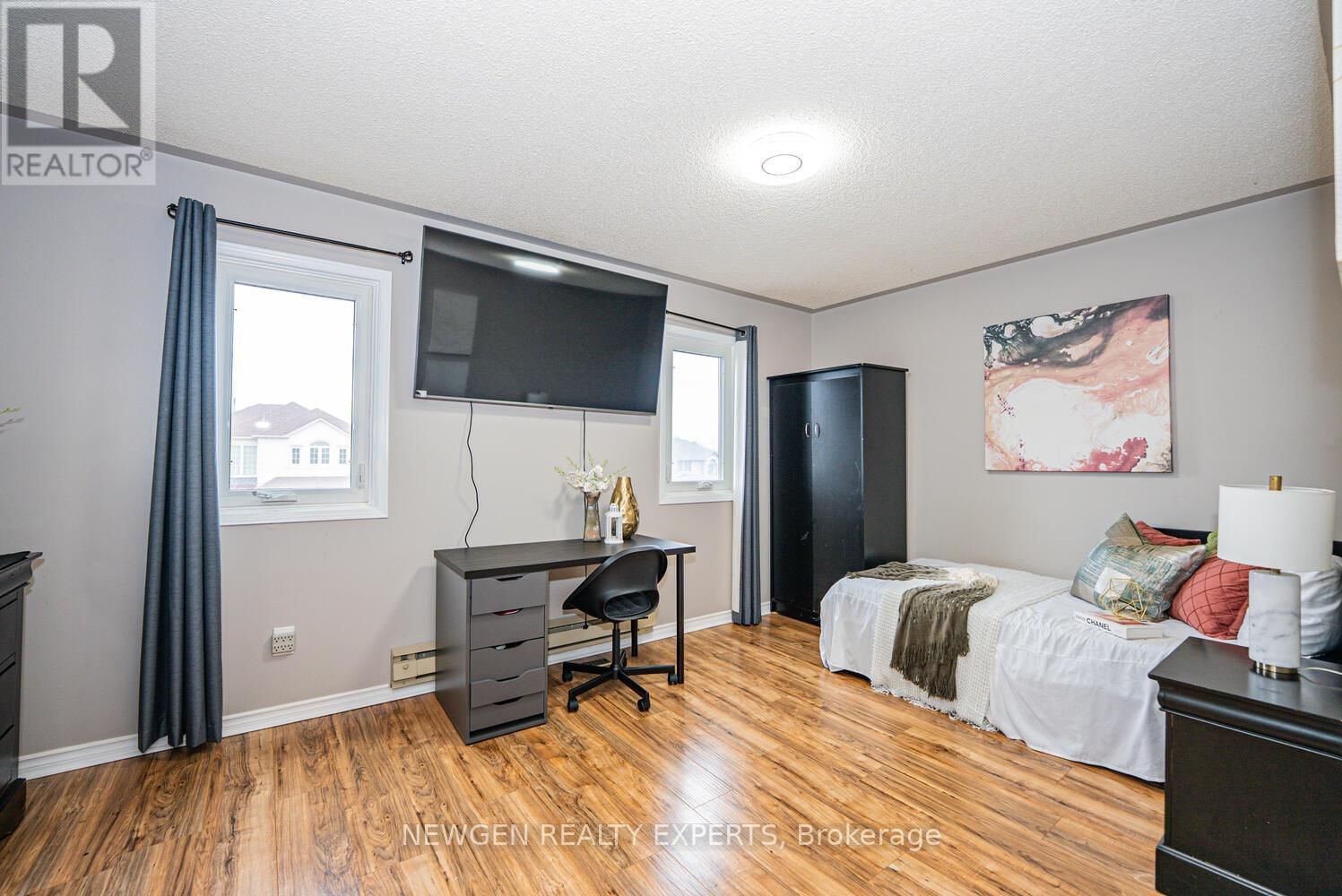 30 ADIRONDACK CRESCENT Image 31