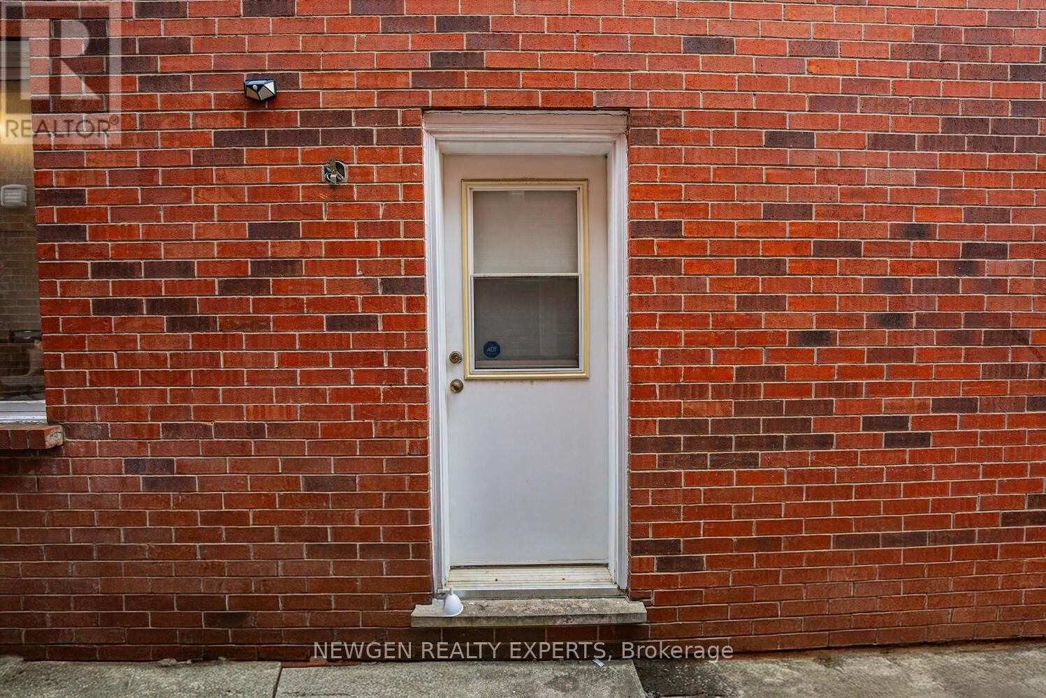 30 ADIRONDACK CRESCENT Image 50