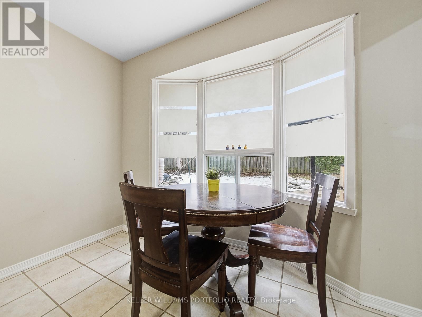 Upper - 3067 ILOMAR COURT Image 15