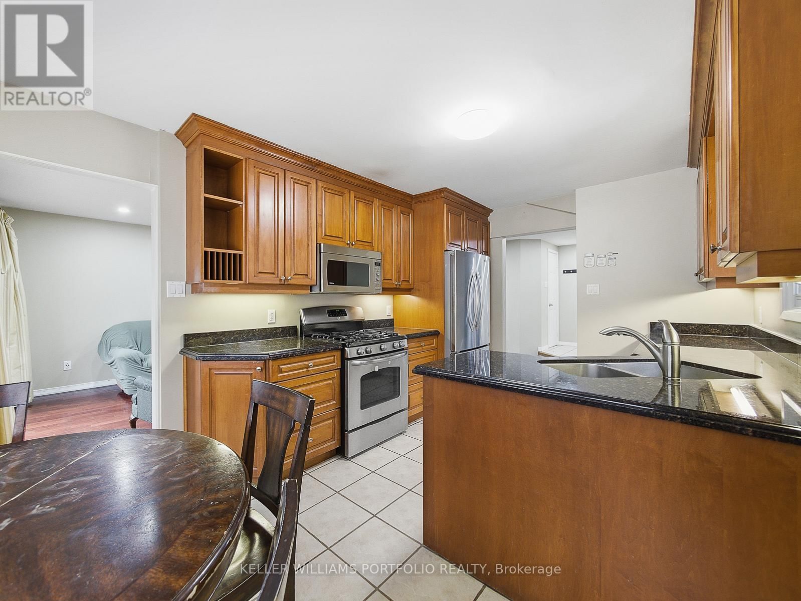 Upper - 3067 ILOMAR COURT Image 18