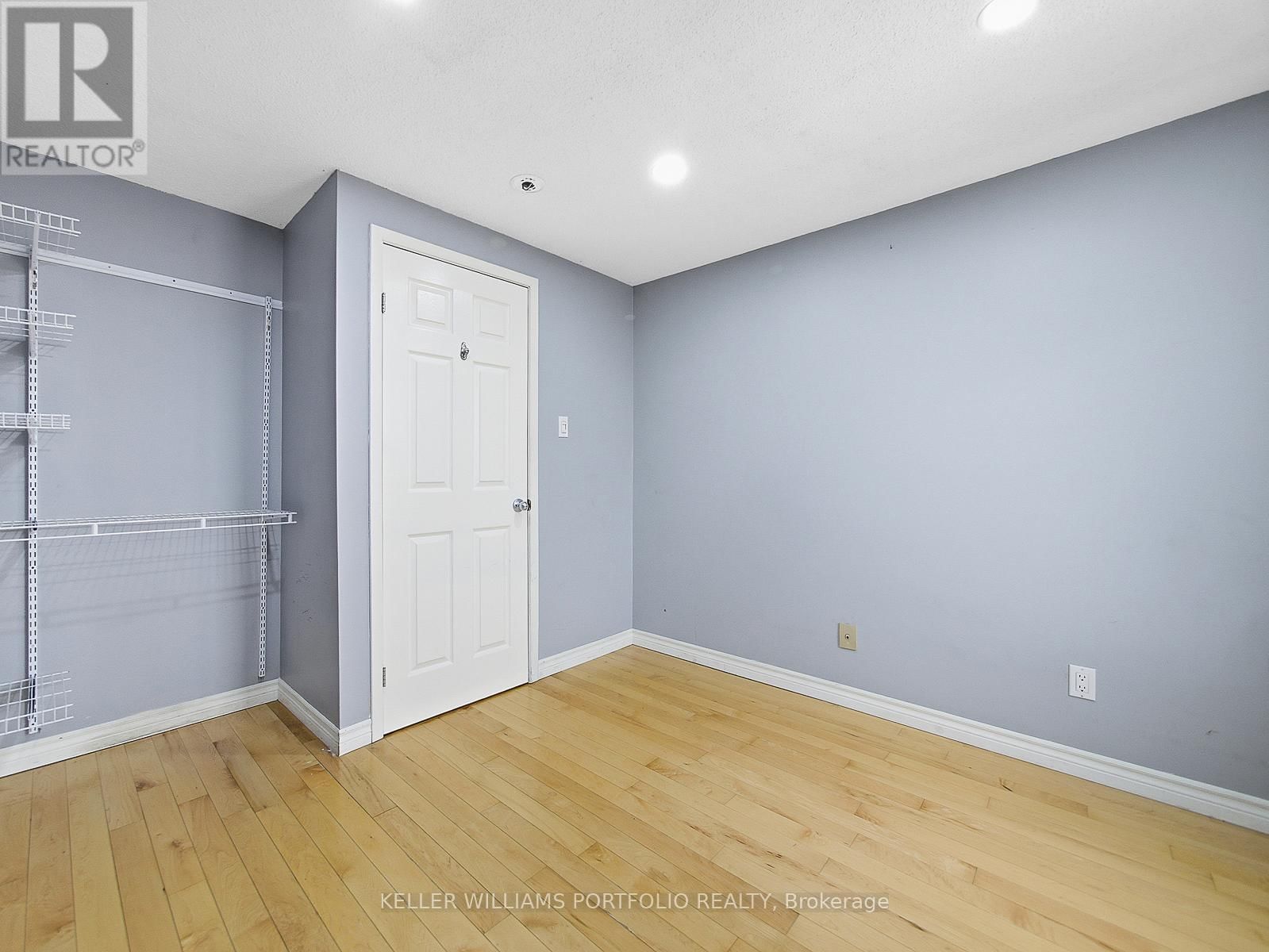 Upper - 3067 ILOMAR COURT Image 37