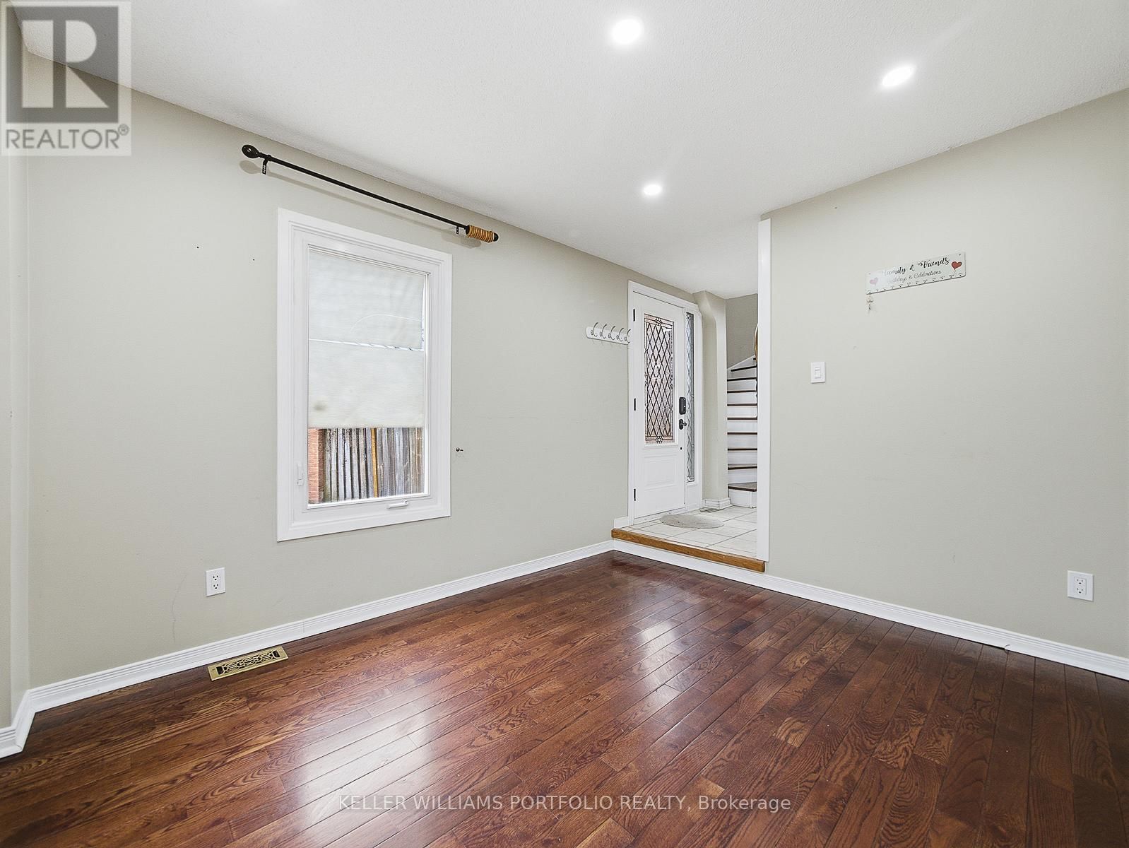 Upper - 3067 ILOMAR COURT Image 8