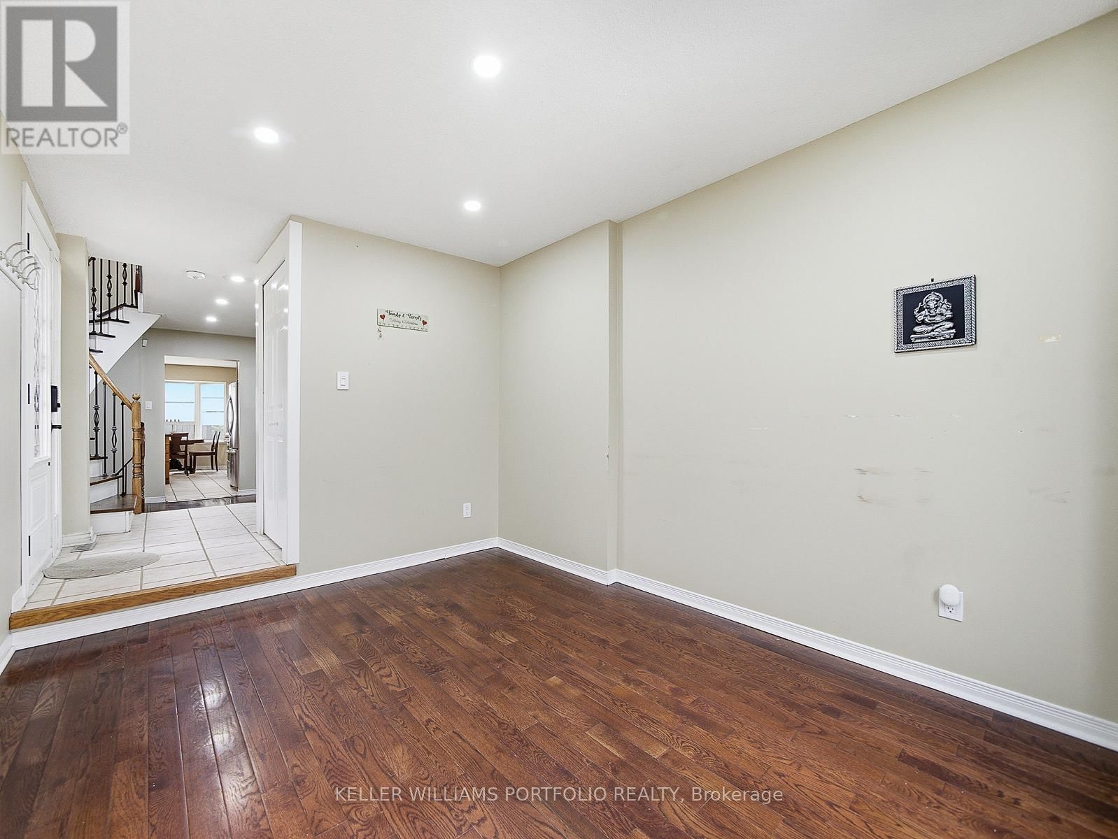 Upper - 3067 ILOMAR COURT Image 9