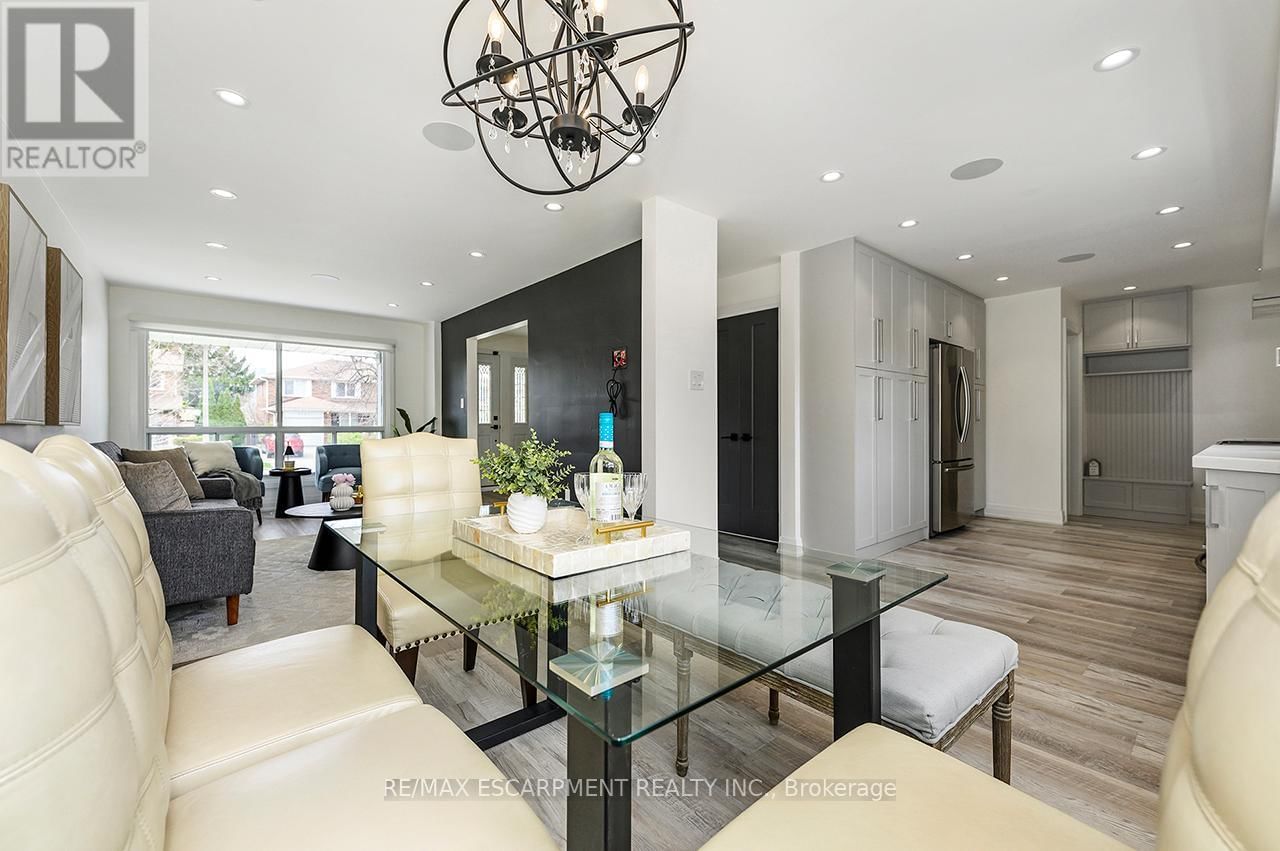 3726 HOLDEN CRESCENT Image 11