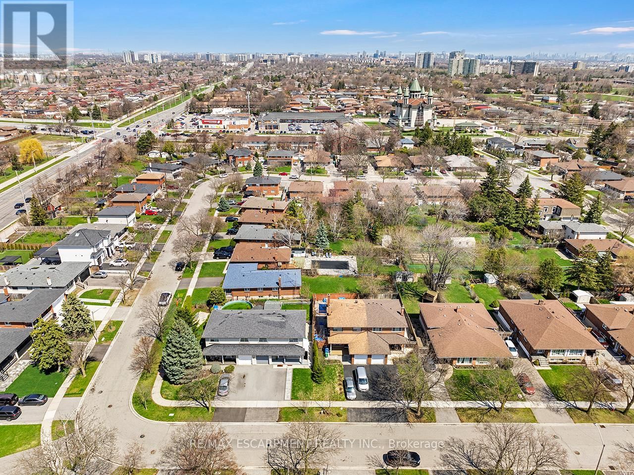 3726 HOLDEN CRESCENT Image 48