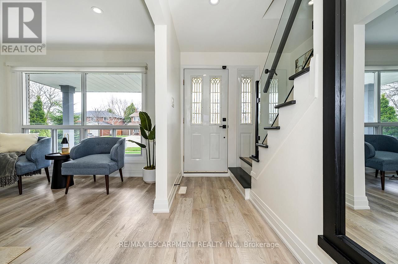 3726 HOLDEN CRESCENT Image 6