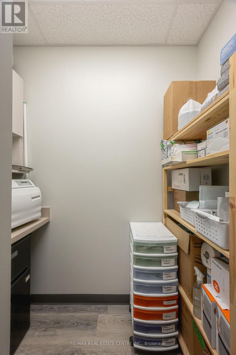 408 - 3075 HOSPITAL GATE Image 9