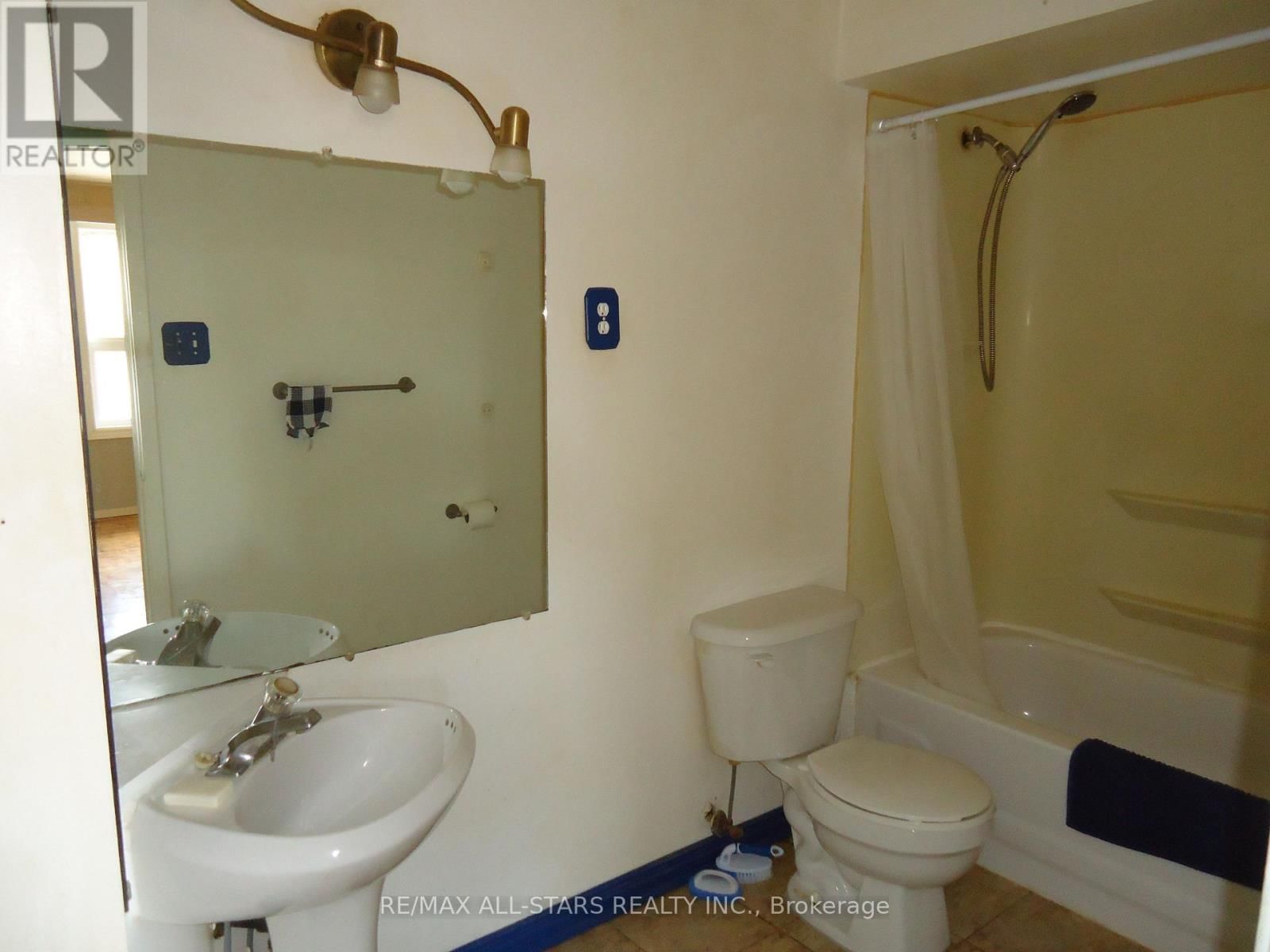 61 EDEN PARK DRIVE Image 13