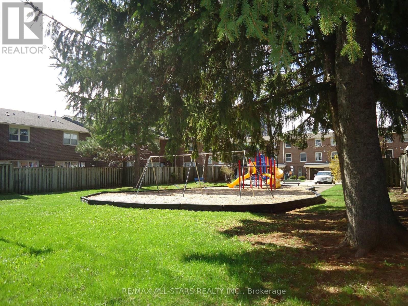 61 EDEN PARK DRIVE Image 24