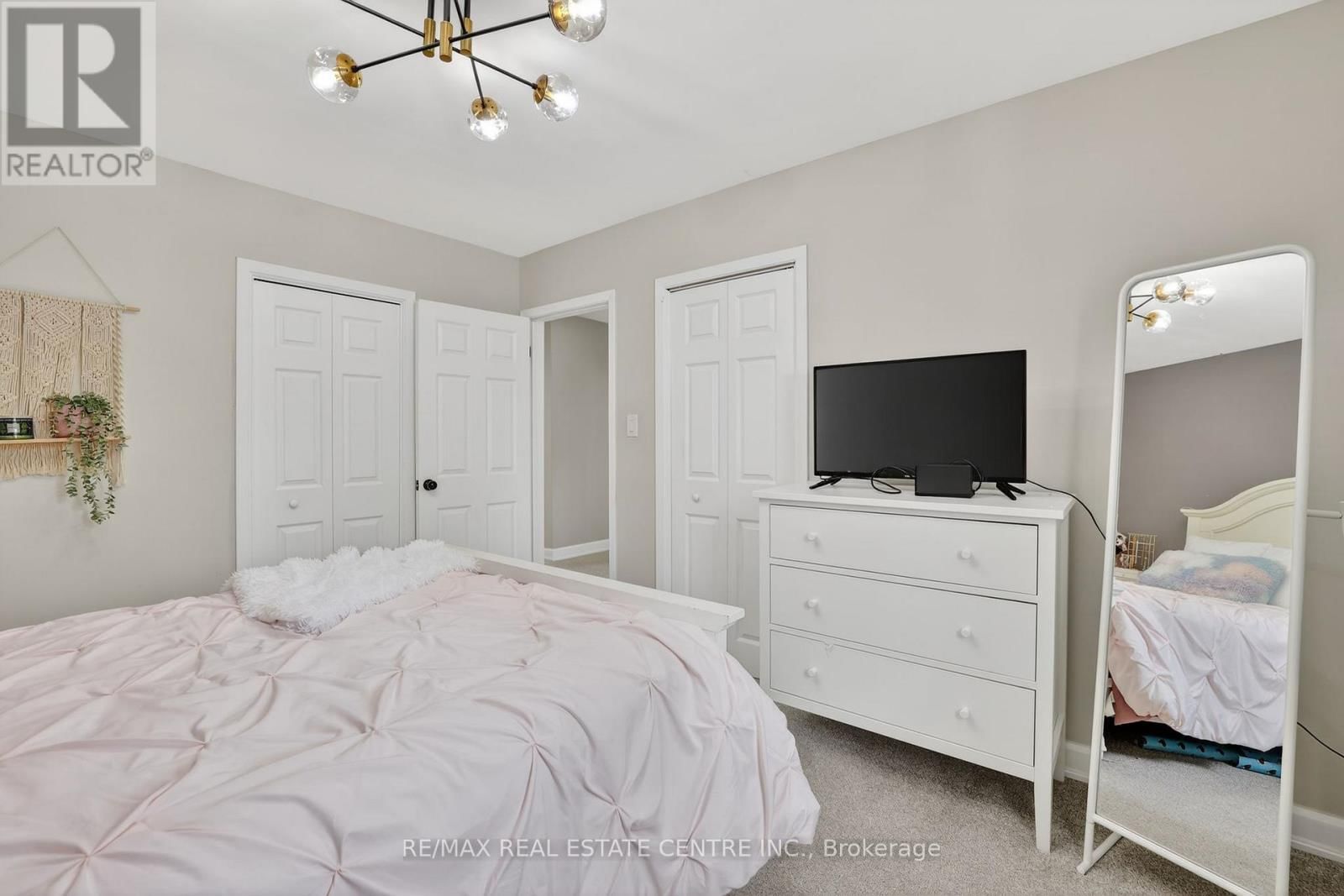 32 WESTDALE AVENUE Image 20