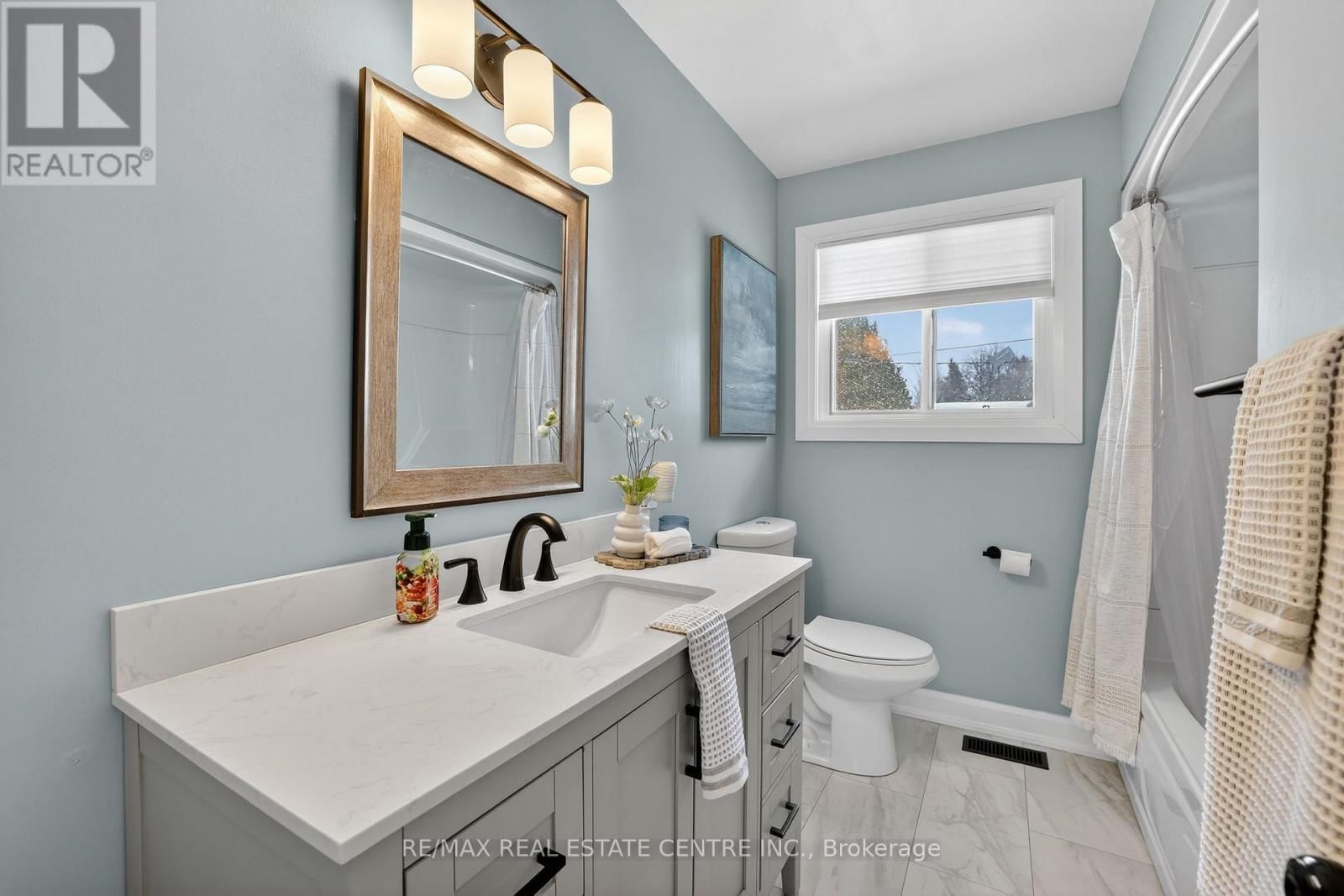 32 WESTDALE AVENUE Image 25