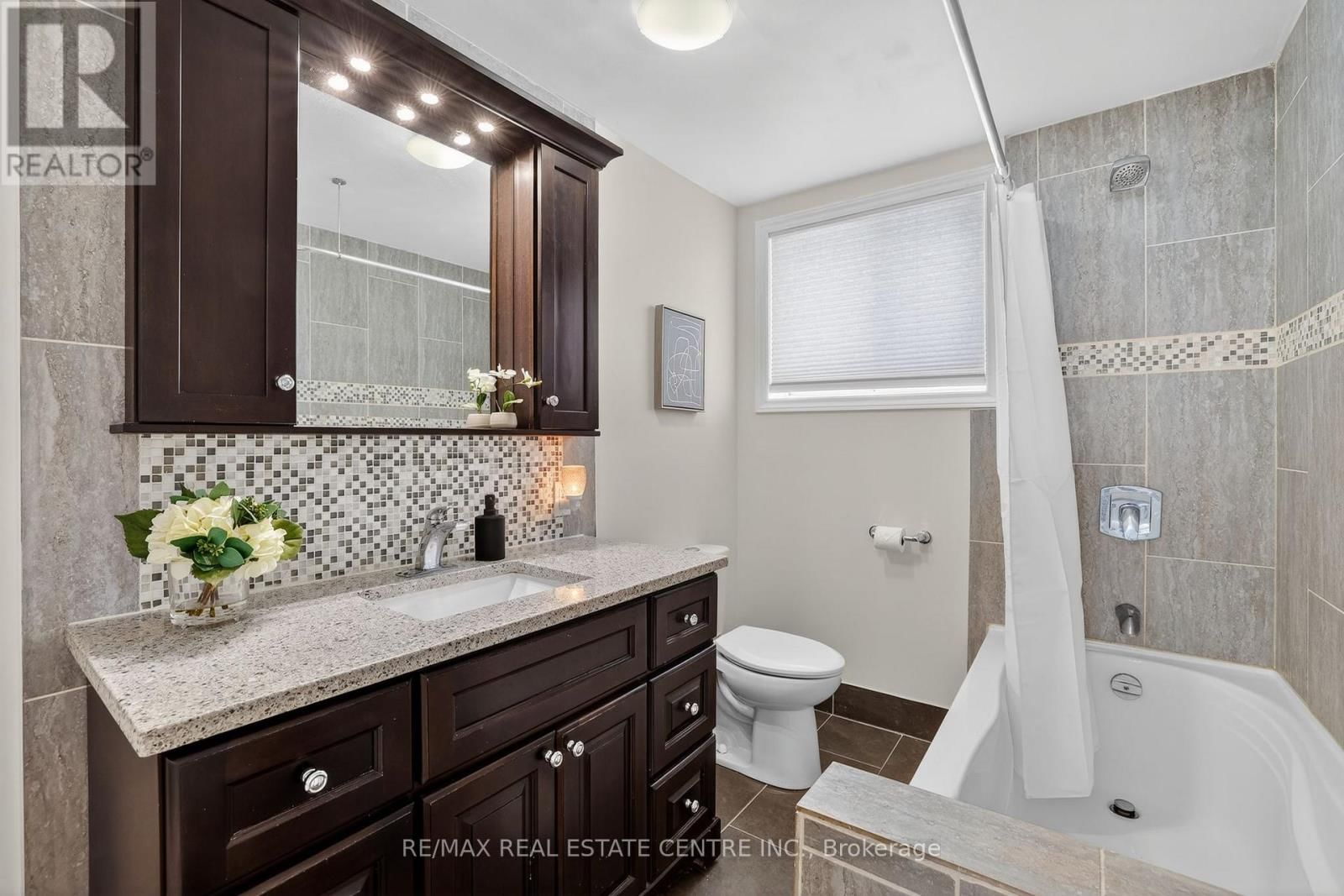 32 WESTDALE AVENUE Image 30