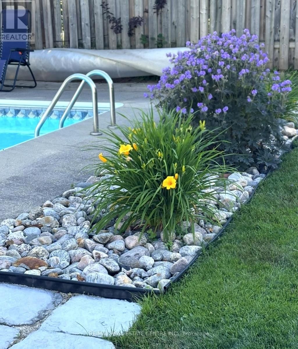 32 WESTDALE AVENUE Image 40