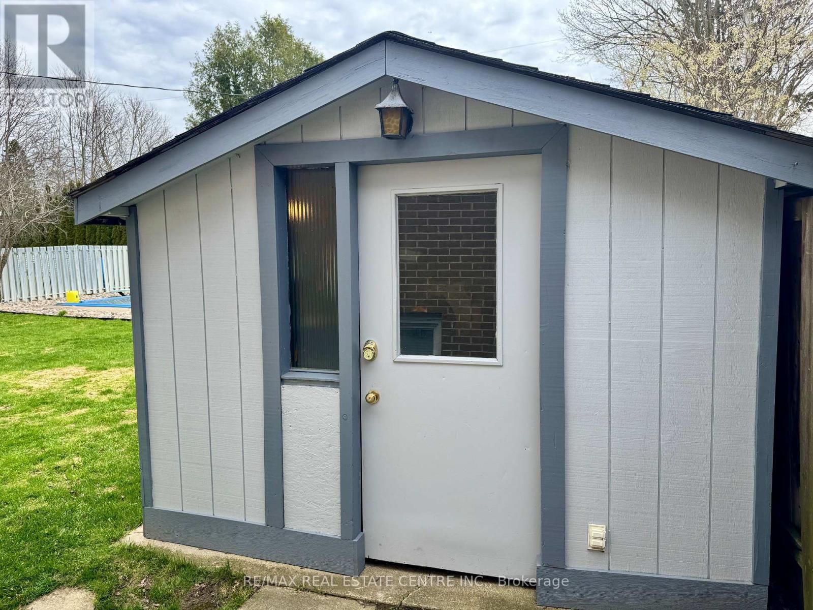 32 WESTDALE AVENUE Image 45