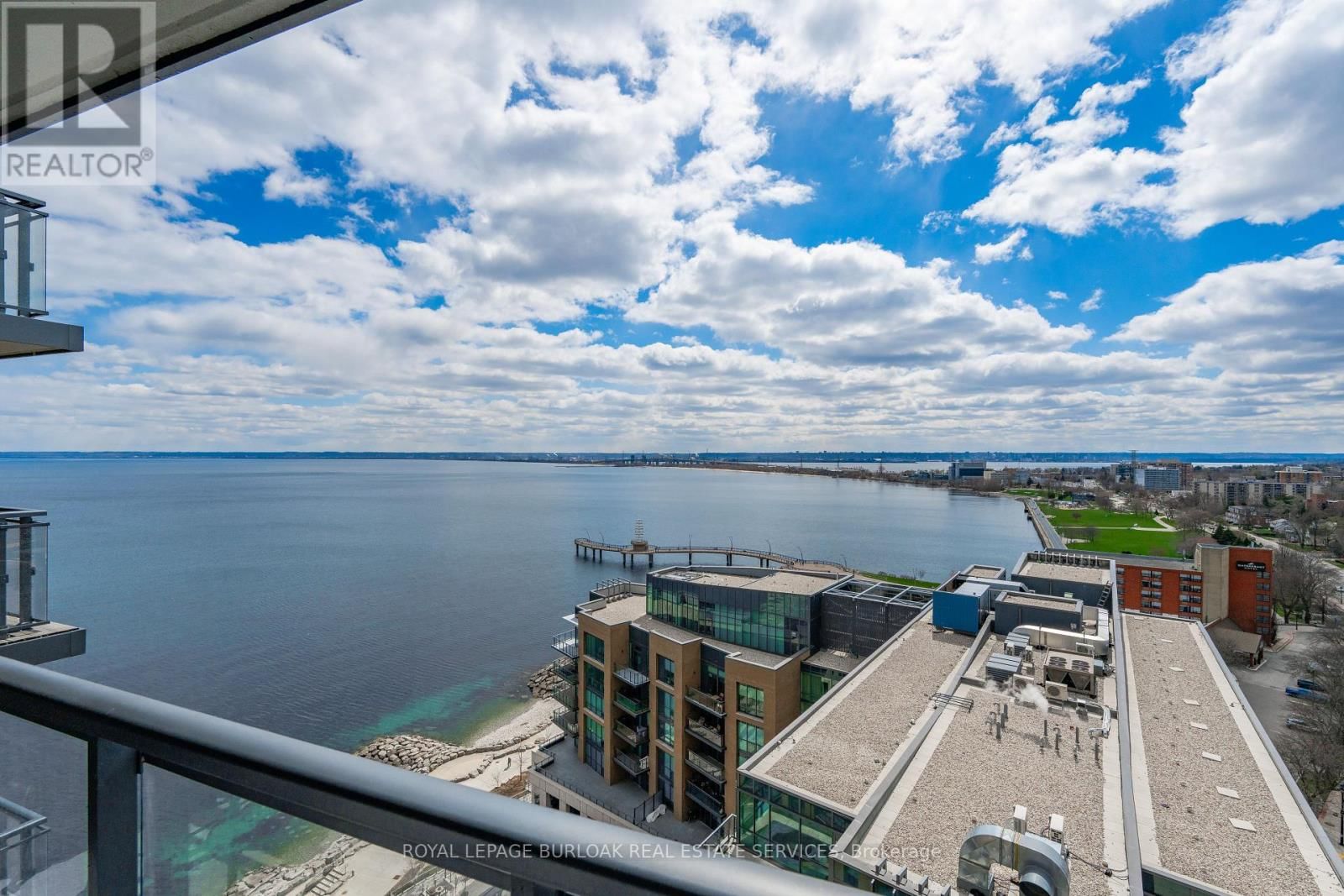 1501 - 2060 LAKESHORE ROAD Image 2