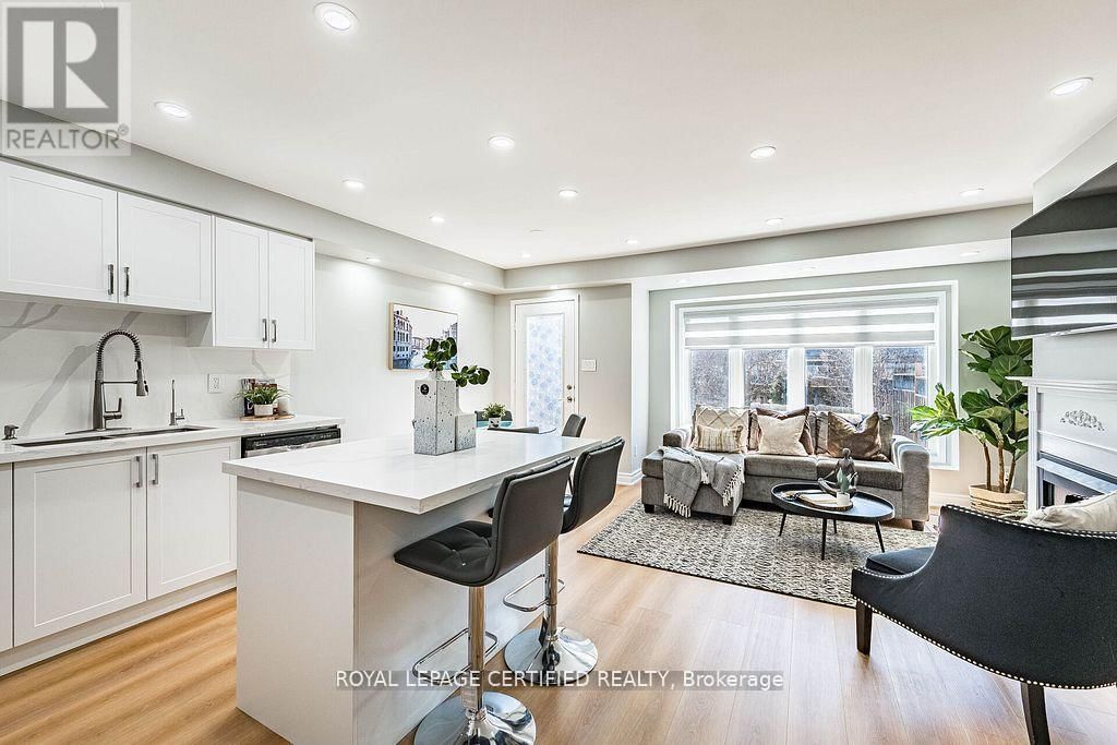 20 HARDING STREET Image 11