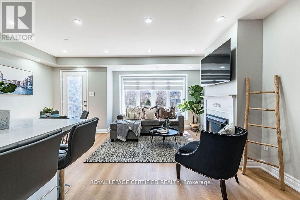 20 HARDING STREET Image 12