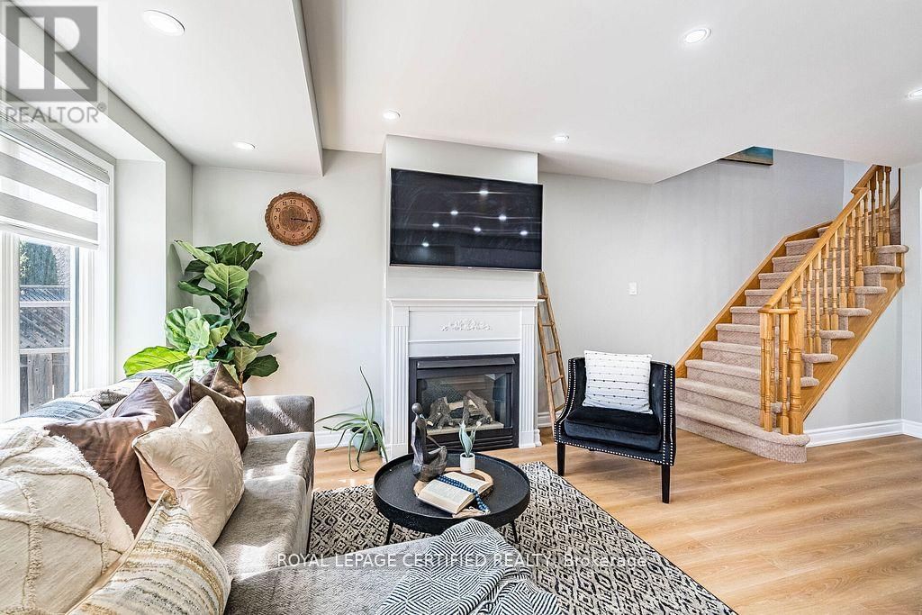 20 HARDING STREET Image 16