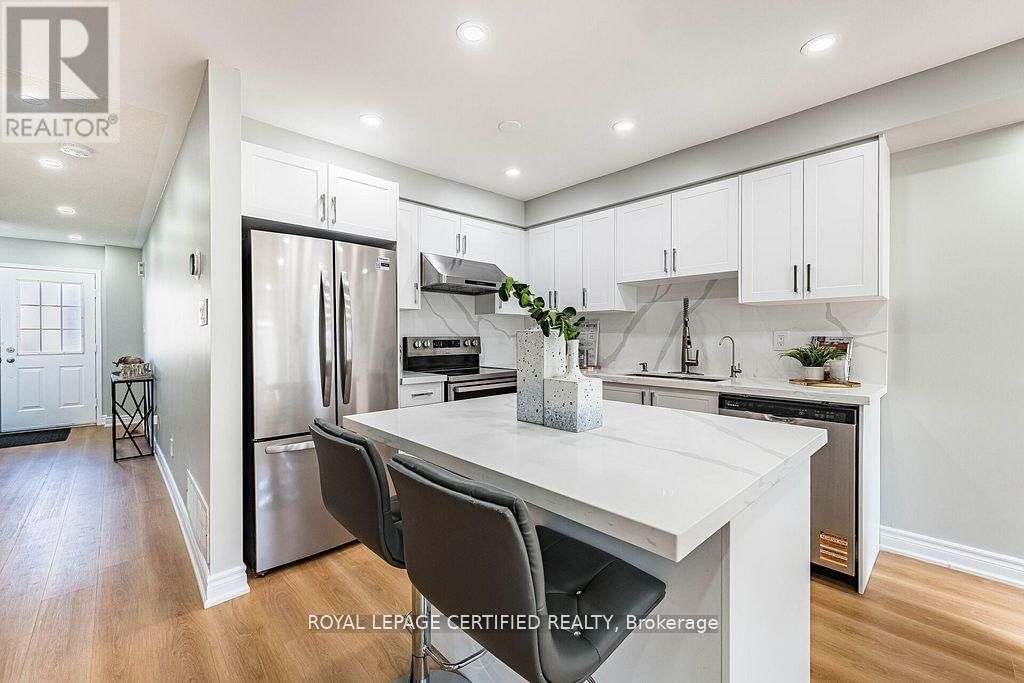 20 HARDING STREET Image 24