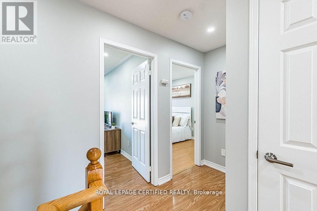 20 HARDING STREET Image 30