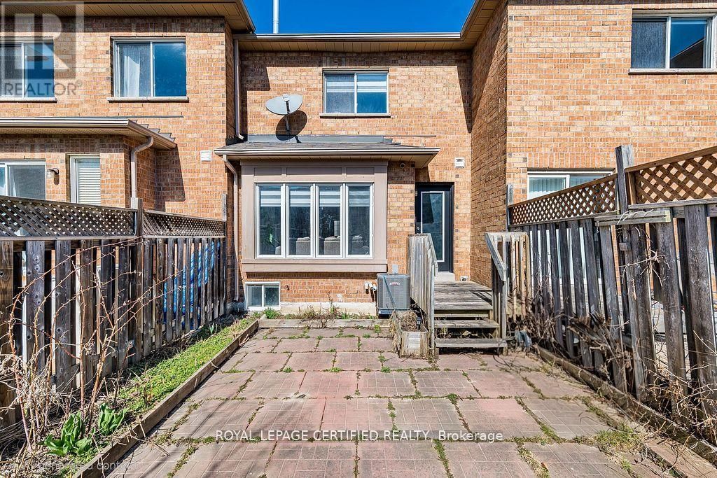 20 HARDING STREET Image 47