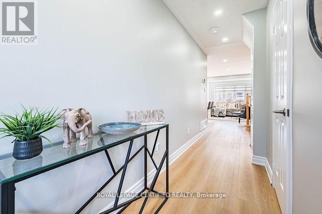 20 HARDING STREET Image 7