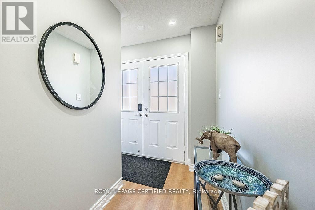 20 HARDING STREET Image 9