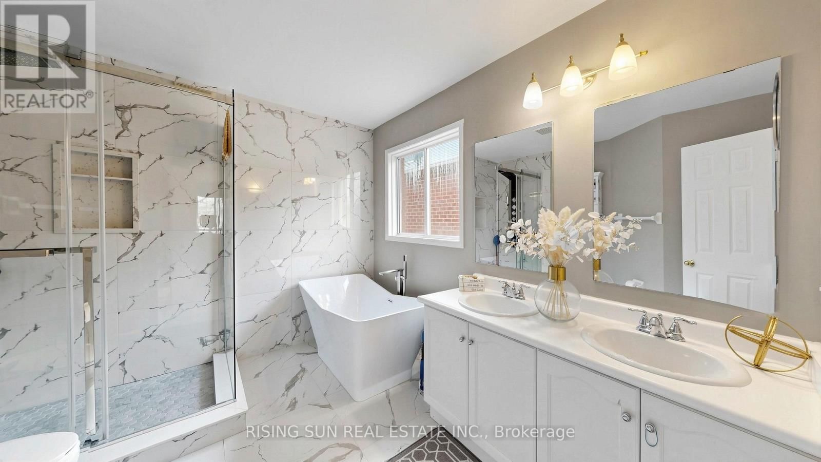 10 CEDARWOOD CRESCENT Image 23