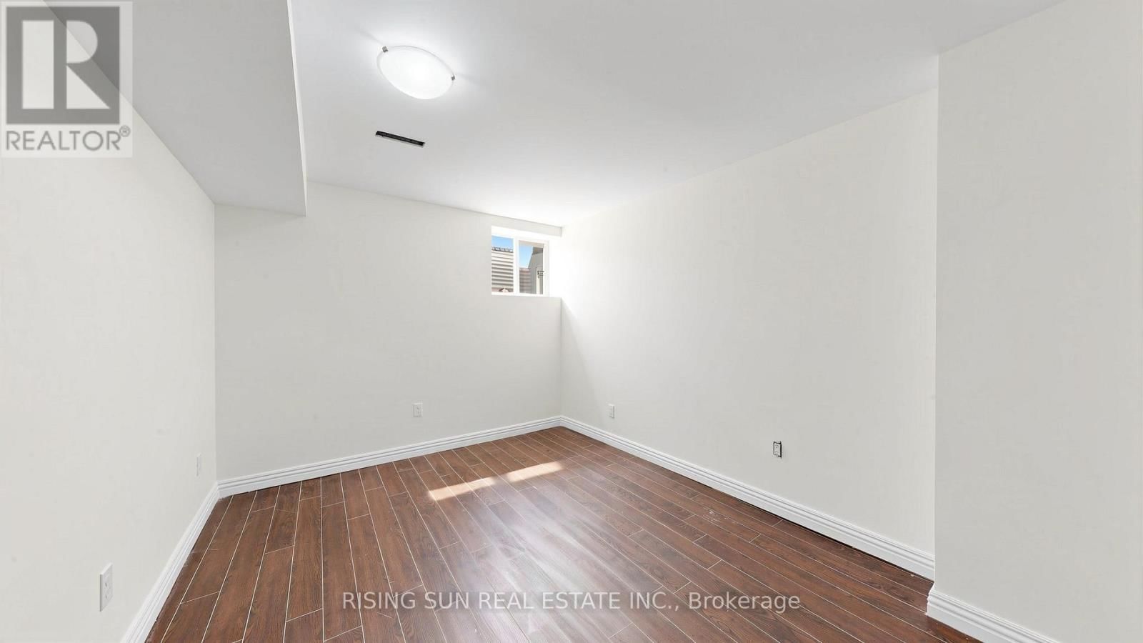 10 CEDARWOOD CRESCENT Image 35