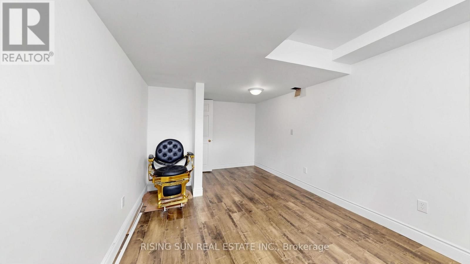 10 CEDARWOOD CRESCENT Image 36