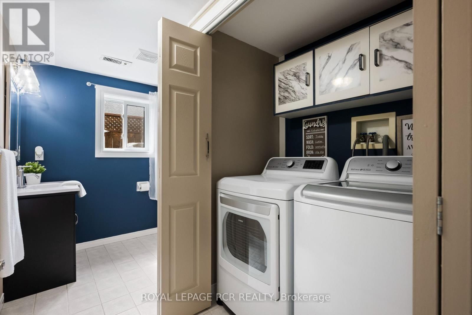 16 ALTHORP DRIVE Image 25