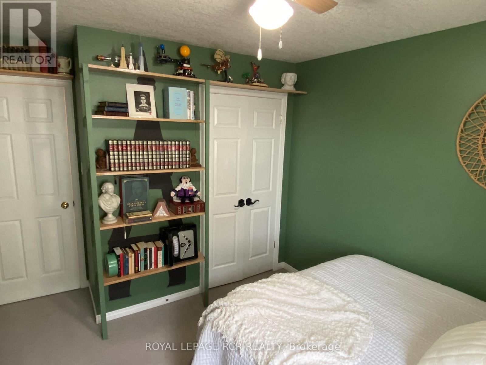 16 ALTHORP DRIVE Image 36