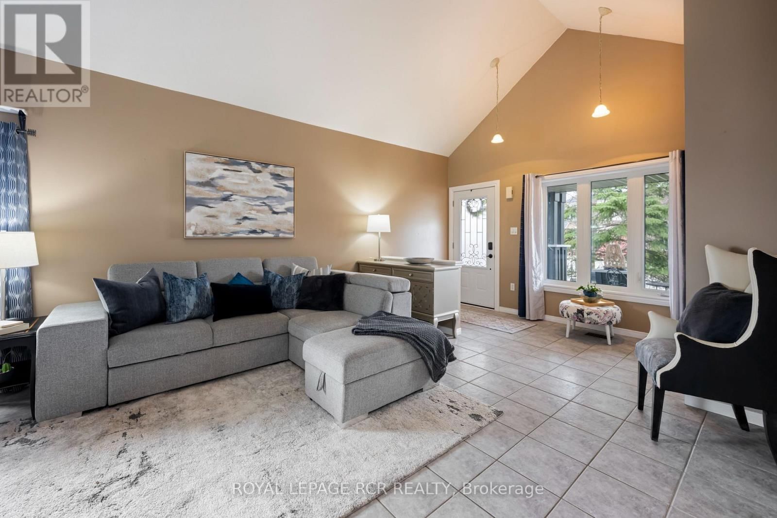 16 ALTHORP DRIVE Image 6